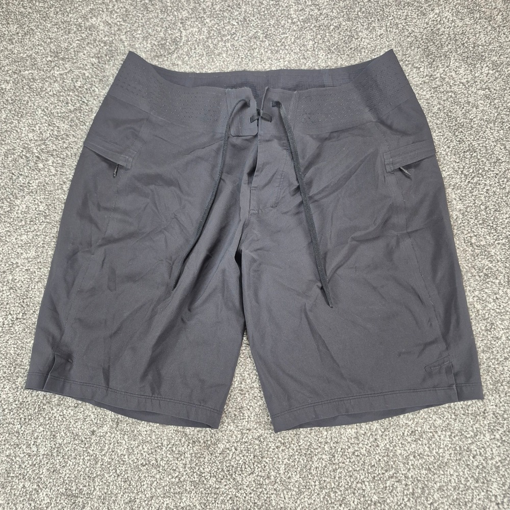 Lululemon Current State Short 9" Mens 31 Black Athletic Board Shorts